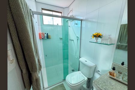 Apartamento à venda com 134m², 3 quartos e 3 vagasBanheiro do Quarto 3