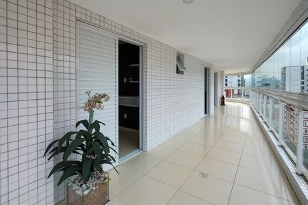 Apartamento para alugar com 163m², 3 quartos e 2 vagas Apartamento para alugar com 163m², 3 quartos e 2 vagasSacada Sala