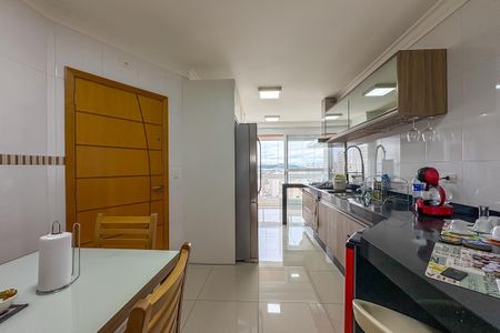 Apartamento à venda com 138m², 3 quartos e 3 vagasCozinha
