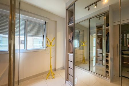 Apartamento à venda com 138m², 3 quartos e 3 vagasSuíte 2