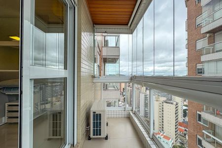 Apartamento à venda com 138m², 3 quartos e 3 vagasVaranda da Suíte 1