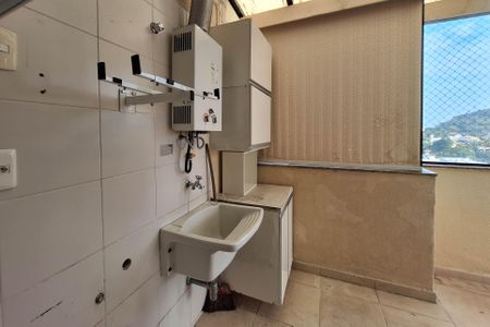 Apartamento à venda com 110m², 2 quartos e 1 vagaÁrea de Serviço