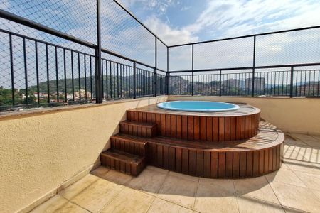 Apartamento à venda com 110m², 2 quartos e 1 vagaCobertura