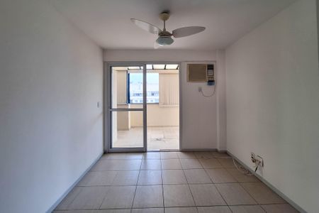Sala de apartamento à venda com 2 quartos, 110m² em Centro, Niterói
