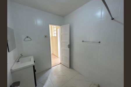 Apartamento à venda com 78m², 2 quartos e sem vagaBanheiro