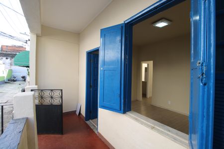 Apartamento à venda com 78m², 2 quartos e sem vagaVaranda