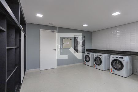 Apartamento para alugar com 39m², 2 quartos e 1 vaga Apartamento para alugar com 39m², 2 quartos e 1 vagaÁrea comum - Lavanderia