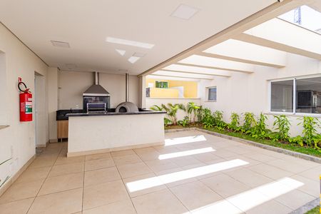 Apartamento para alugar com 39m², 2 quartos e 1 vagaÁrea comum - Churrasqueira
