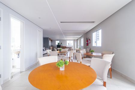 Apartamento para alugar com 39m², 2 quartos e 1 vagaÁrea comum - Salão de festas
