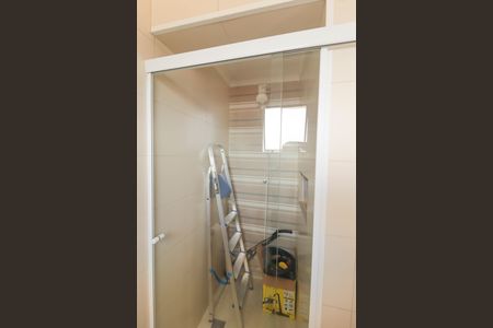 Casa à venda com 255m², 3 quartos e 2 vagas Casa à venda com 255m², 3 quartos e 2 vagasBanheiro Social 1