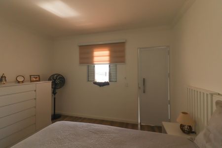 Casa à venda com 255m², 3 quartos e 2 vagas Casa à venda com 255m², 3 quartos e 2 vagasQuarto 2