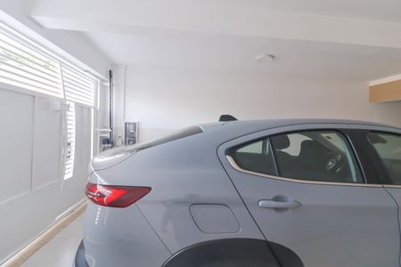 Casa à venda com 255m², 3 quartos e 2 vagas Casa à venda com 255m², 3 quartos e 2 vagasGaragem