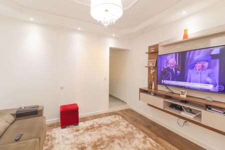 Casa à venda com 255m², 3 quartos e 2 vagas Casa à venda com 255m², 3 quartos e 2 vagasSala