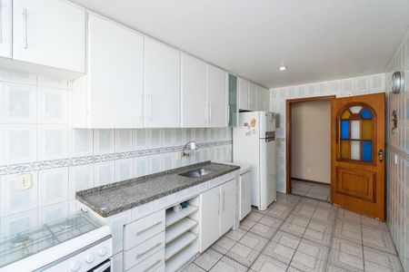 Apartamento para alugar com 108m², 3 quartos e 2 vagas Apartamento para alugar com 108m², 3 quartos e 2 vagasCozinha