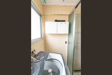 Apartamento para alugar com 67m², 2 quartos e 1 vagaÁrea de serviço