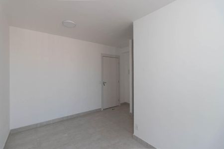 Apartamento à venda com 42m², 2 quartos e 1 vaga Apartamento à venda com 42m², 2 quartos e 1 vagaSala