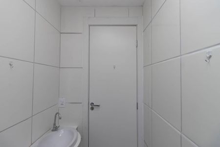Apartamento à venda com 42m², 2 quartos e 1 vaga Apartamento à venda com 42m², 2 quartos e 1 vagaBanheiro