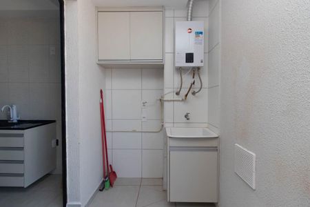 Apartamento à venda com 42m², 2 quartos e 1 vaga Apartamento à venda com 42m², 2 quartos e 1 vagaCozinha e Área de Serviço
