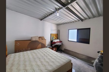 Casa de condomínio à venda com 230m², 4 quartos e 3 vagas Casa de condomínio à venda com 230m², 4 quartos e 3 vagasQuarto 4