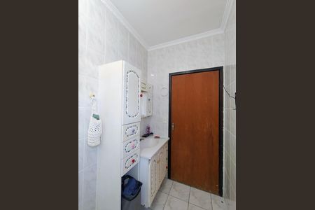 Casa de condomínio à venda com 230m², 4 quartos e 3 vagas Casa de condomínio à venda com 230m², 4 quartos e 3 vagasQuarto 2 - Suíte Banheiro
