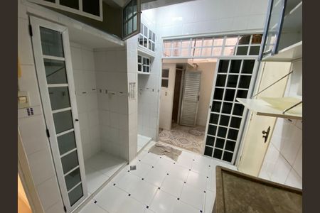 Apartamento à venda com 55m², 2 quartos e 1 vagaCozinha