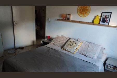 Casa à venda com 160m², 3 quartos e 3 vagas Casa à venda com 160m², 3 quartos e 3 vagasQuarto 2