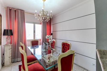 Apartamento à venda com 95m², 2 quartos e 1 vagaSala