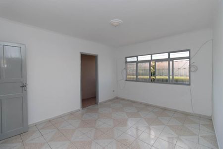 Casa à venda com 170m², 2 quartos e 2 vagas Casa à venda com 170m², 2 quartos e 2 vagasSala