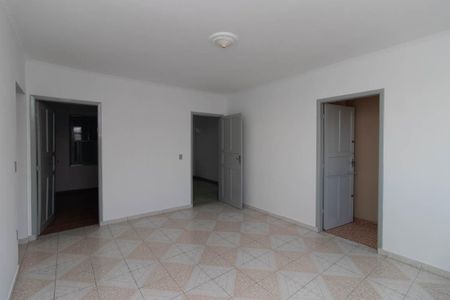 Casa à venda com 170m², 2 quartos e 2 vagas Casa à venda com 170m², 2 quartos e 2 vagasSala