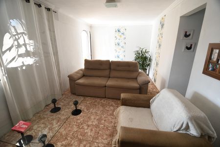 Casa à venda com 160m², 2 quartos e 1 vagaSala