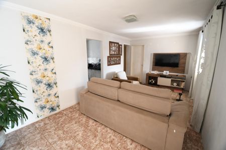 Casa à venda com 160m², 2 quartos e 1 vagaSala