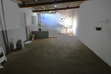 Casa à venda com 160m², 2 quartos e 1 vagaÁrea de Serviço