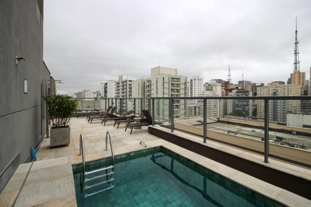 Apartamento para alugar com 31m², 1 quarto e sem vagaÁrea comum - Piscina