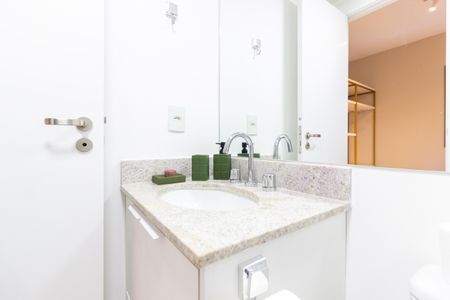 Apartamento para alugar com 31m², 1 quarto e sem vagaBanheiro da Suíte