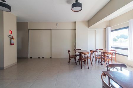 Apartamento à venda com 150m², 3 quartos e 2 vagasÁrea comum - Salão de festas
