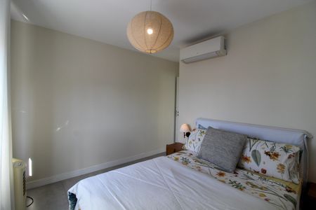 Apartamento à venda com 76m², 3 quartos e 2 vagas Apartamento à venda com 76m², 3 quartos e 2 vagasQuarto 3