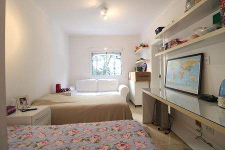 Apartamento para alugar com 280m², 4 quartos e 4 vagasQuarto