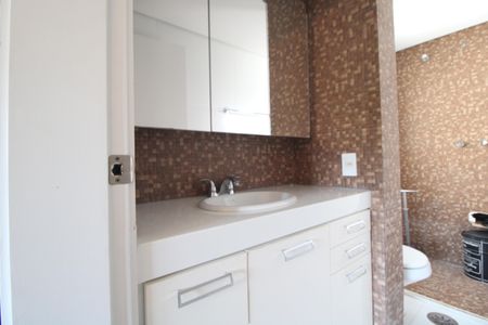 Apartamento para alugar com 280m², 4 quartos e 4 vagasBanheiro