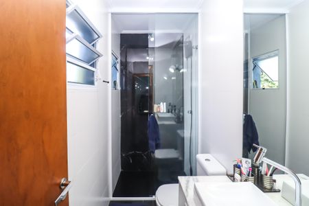 Casa à venda com 180m², 3 quartos e 4 vagasBanheiro da Suíte