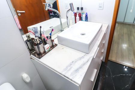 Casa à venda com 180m², 3 quartos e 4 vagasBanheiro da Suíte