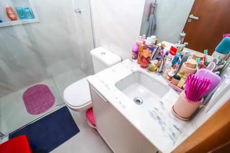 Casa à venda com 180m², 3 quartos e 4 vagasBanheiro