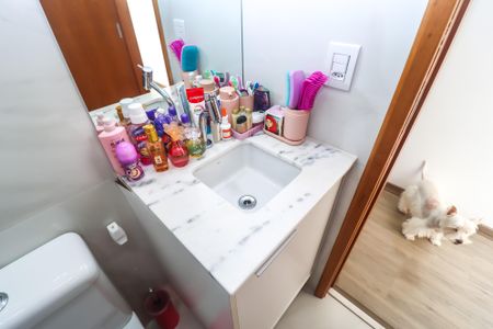 Casa à venda com 180m², 3 quartos e 4 vagasBanheiro