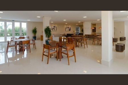 Apartamento à venda com 3 quartos, 115m² em Vila Brasilio Machado, São Paulo