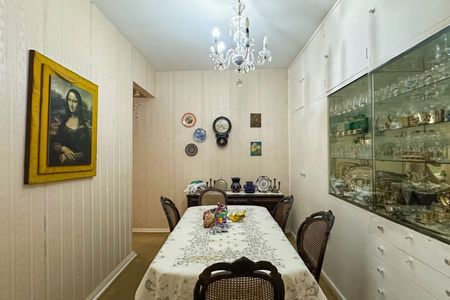 Apartamento à venda com 160m², 3 quartos e 1 vaga Apartamento à venda com 160m², 3 quartos e 1 vagaSala de Jantar