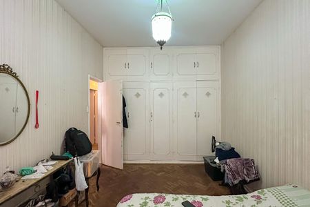 Apartamento à venda com 160m², 3 quartos e 1 vaga Apartamento à venda com 160m², 3 quartos e 1 vagaQuarto 02