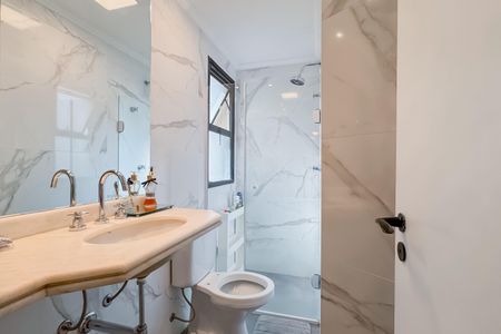 Apartamento à venda com 250m², 4 quartos e 3 vagasBanheiro Corredor