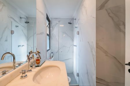 Apartamento à venda com 250m², 4 quartos e 3 vagasBanheiro Corredor