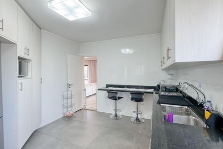 Apartamento à venda com 250m², 4 quartos e 3 vagasCozinha