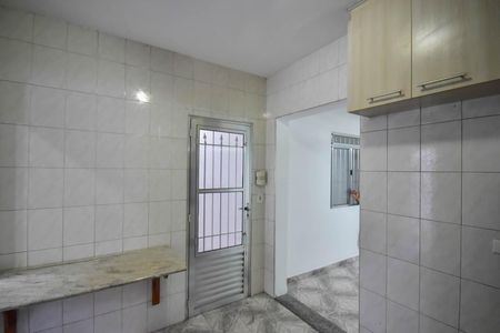 Casa para alugar com 120m², 1 quarto e sem vaga Casa para alugar com 120m², 1 quarto e sem vagaCozinha