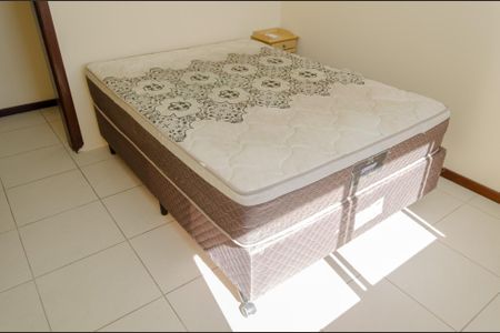 Apartamento para alugar com 81m², 2 quartos e 2 vagasQuarto